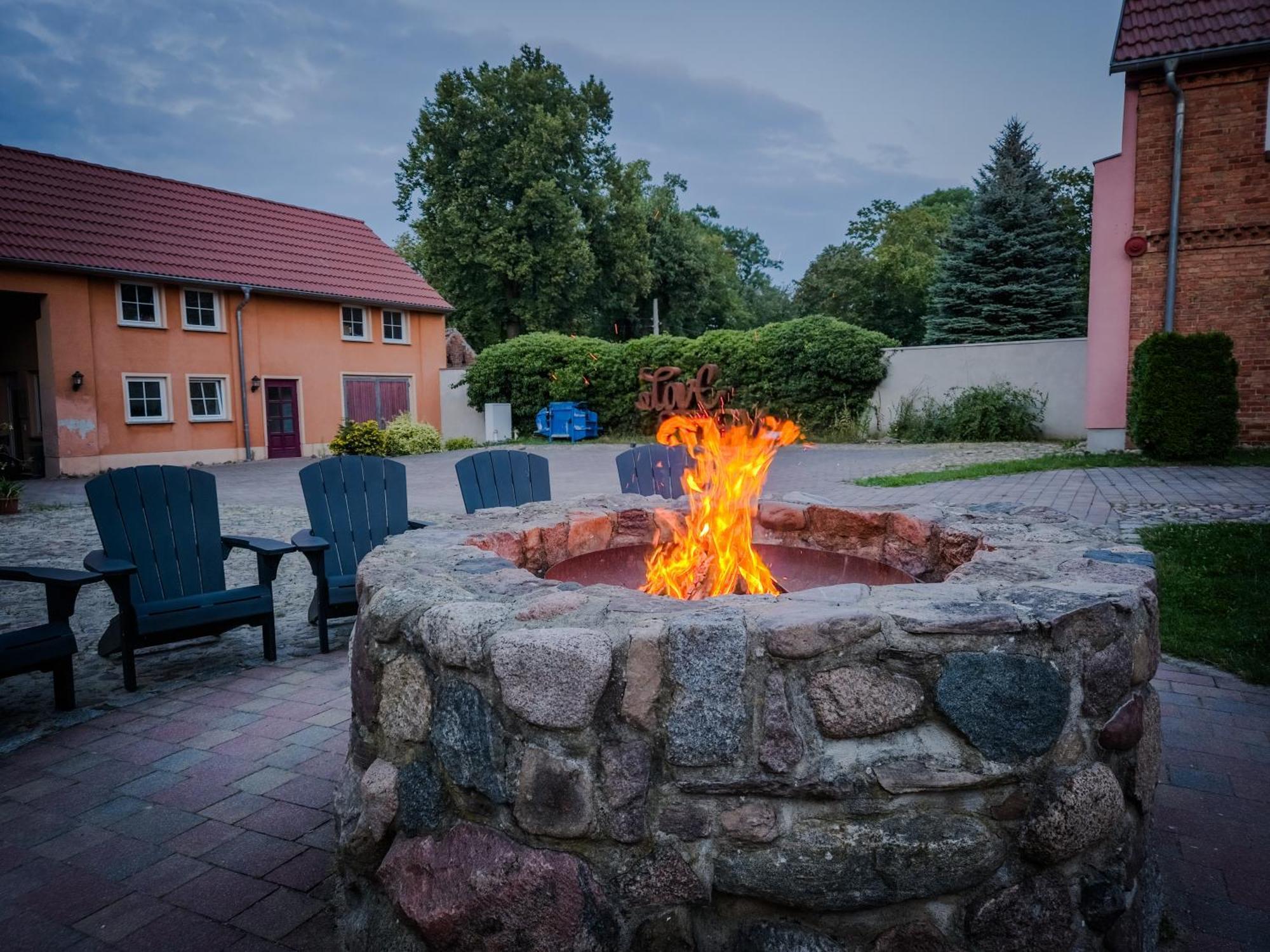Project June - Ehemals Landgasthof Jueterbog 外观 照片